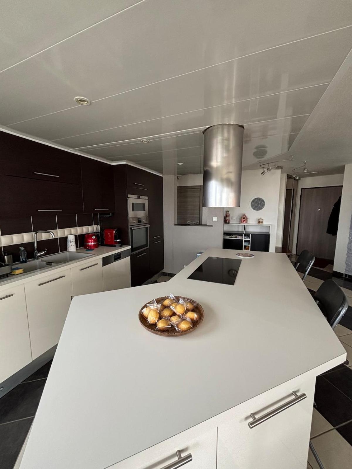 Apartment Attique Avec Terrasse - Zenith & Centre-ville *