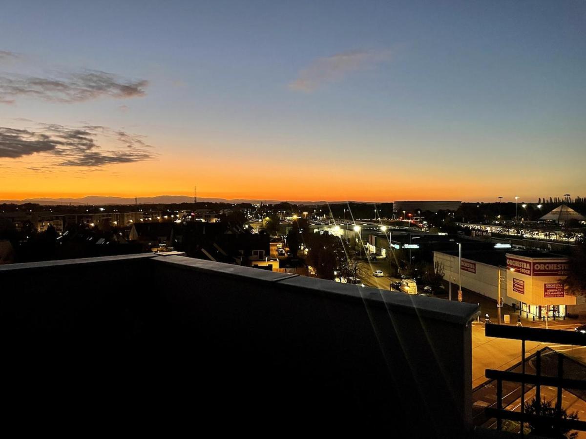 Attique Avec Terrasse - Zenith & Centre-ville Apartment *